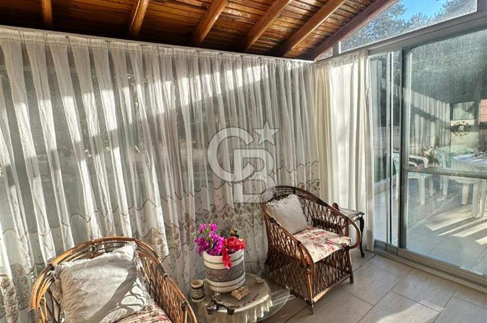 Şifne–Ildır Sınırında, Kumsal Plajlı, Deniz ve Dağ Manzaralı SATILIK Villa