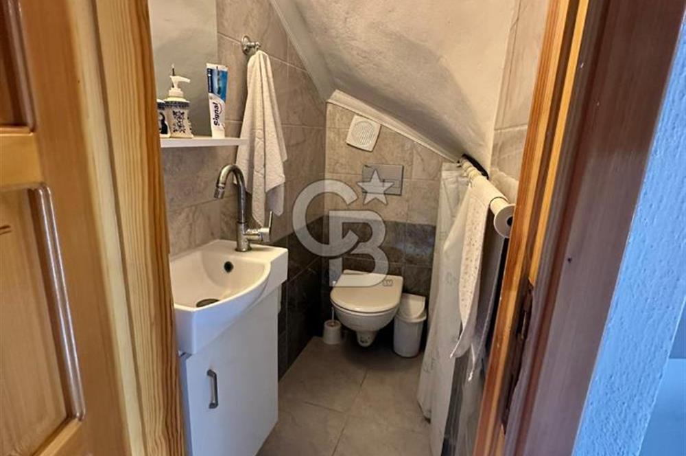 Şifne–Ildır Sınırında, Kumsal Plajlı, Deniz ve Dağ Manzaralı SATILIK Villa