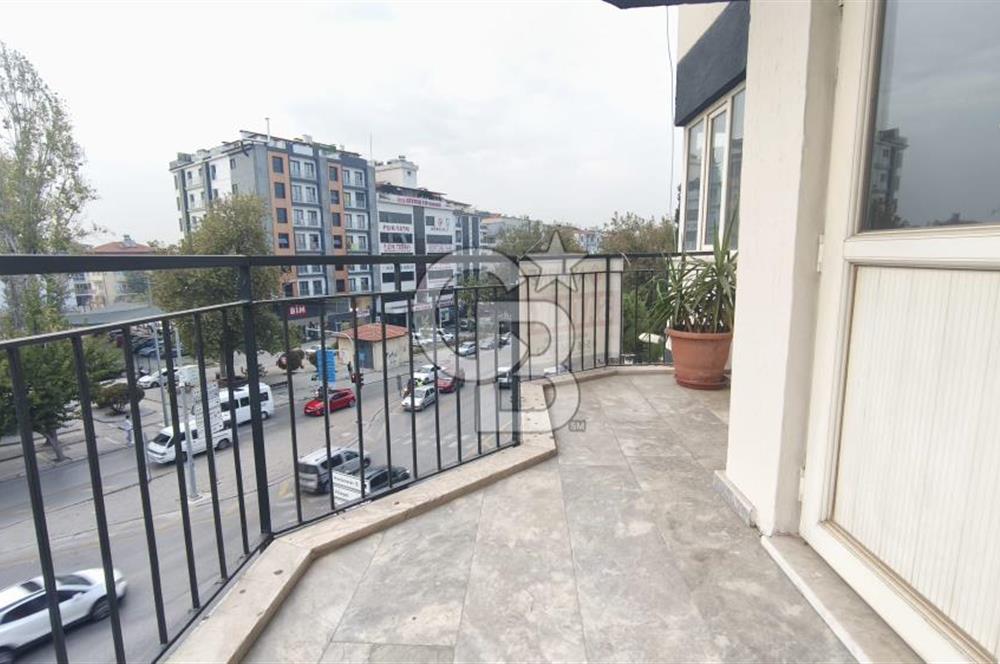 Merkezefendi Sırakapılar Yenilenmiş 2,5+1 Satılık Fırsat Daire