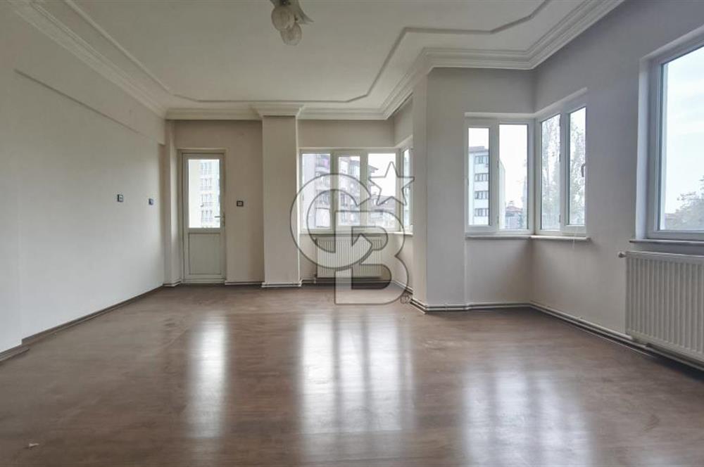 Merkezefendi Sırakapılar Yenilenmiş 2,5+1 Satılık Fırsat Daire