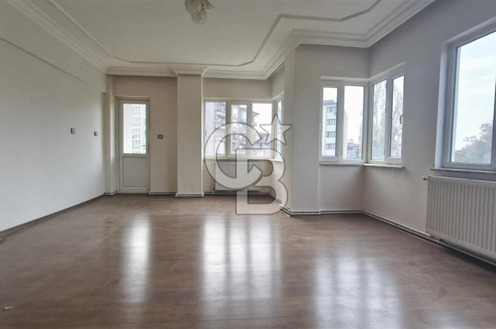 Merkezefendi Sırakapılar Yenilenmiş 2,5+1 Satılık Fırsat Daire