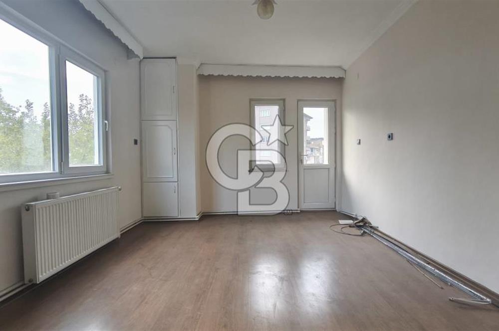 Merkezefendi Sırakapılar Yenilenmiş 2,5+1 Satılık Fırsat Daire