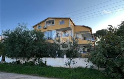 Yenifoça'da Deniz Manzaralı Eşyalı Kiralık 2+1 Daire