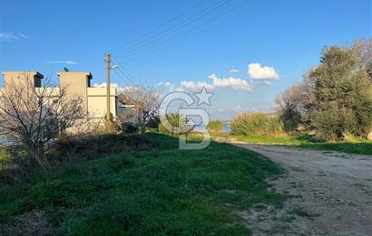 Yenifoça'da Deniz Manzaralı Eşyalı Kiralık 2+1 Daire