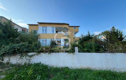 Yenifoça'da Deniz Manzaralı Eşyalı Kiralık 2+1 Daire