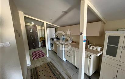 Yenifoça'da Deniz Manzaralı Eşyalı Kiralık 2+1 Daire