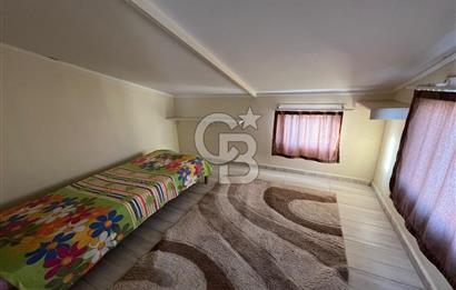 Yenifoça'da Deniz Manzaralı Eşyalı Kiralık 2+1 Daire