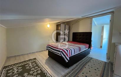 Yenifoça'da Deniz Manzaralı Eşyalı Kiralık 2+1 Daire