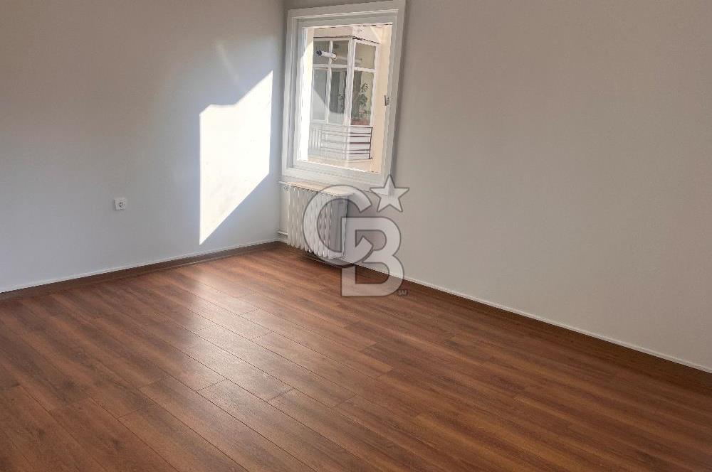 TUNALI, KENNEDY CADDE ÜZERİ İÇİ YENİLENMİŞ KİRALIK 2+1 DAİRE