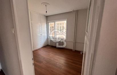 TUNALI, KENNEDY CADDE ÜZERİ İÇİ YENİLENMİŞ KİRALIK 2+1 DAİRE