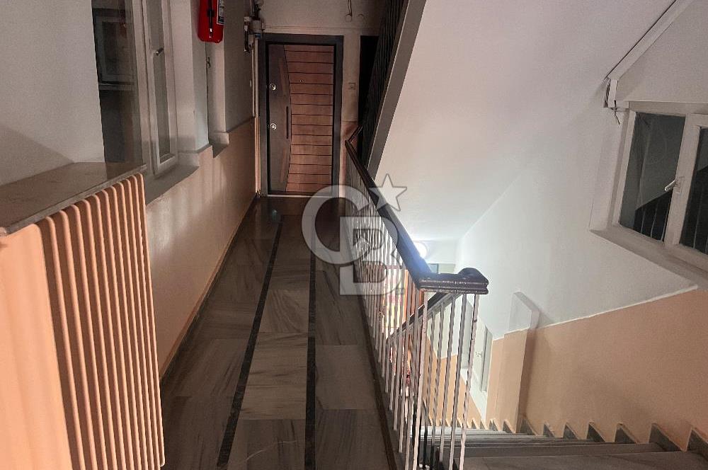 TUNALI, KENNEDY CADDE ÜZERİ İÇİ YENİLENMİŞ KİRALIK 2+1 DAİRE