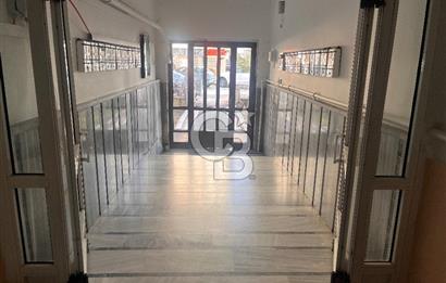 TUNALI, KENNEDY CADDE ÜZERİ İÇİ YENİLENMİŞ KİRALIK 2+1 DAİRE