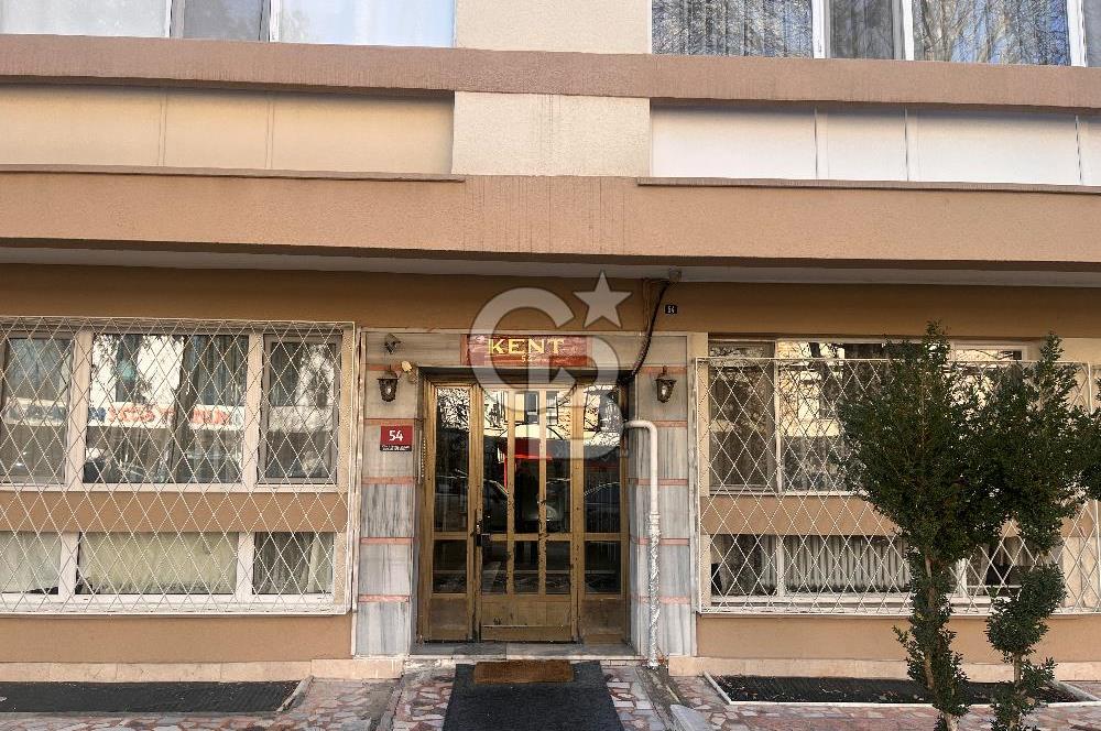 TUNALI, KENNEDY CADDE ÜZERİ İÇİ YENİLENMİŞ KİRALIK 2+1 DAİRE