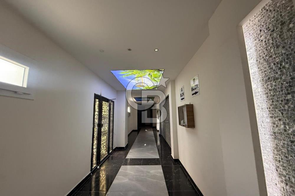 MENEMEN KOYUNDERE’DE TERASLI SİTE İÇİ 3+1 SATILIK ARAKAT DAİRE 