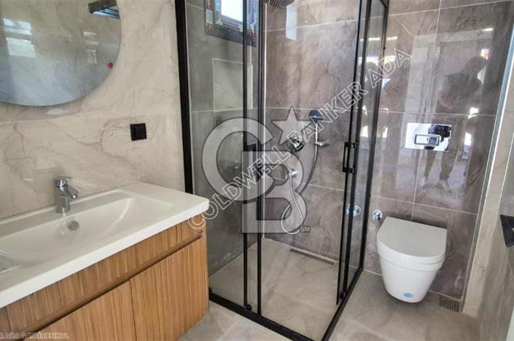 KUŞADASI SOĞUCAK TA SATILIK SIFIR 4+1 ÖZEL HAVUZLU TRİPLEX VİLLA