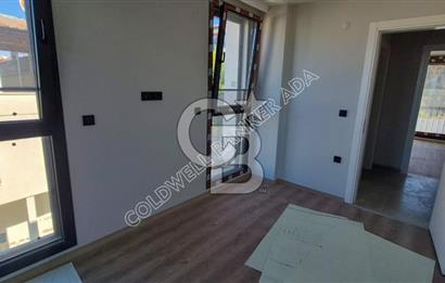 KUŞADASI SOĞUCAK TA SATILIK SIFIR 4+1 ÖZEL HAVUZLU TRİPLEX VİLLA