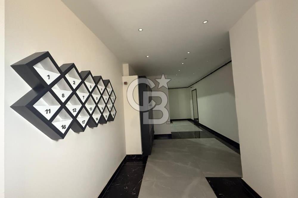 MENEMEN KOYUNDERE’DE TERASLI SİTE İÇİ 3+1 SATILIK ARAKAT DAİRE 