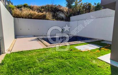 KUŞADASI SOĞUCAK TA SATILIK SIFIR 4+1 ÖZEL HAVUZLU TRİPLEX VİLLA