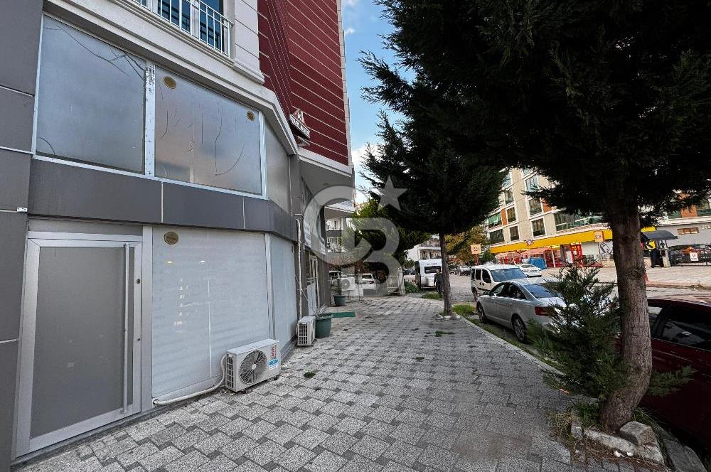 Yenimahalle'de Merkezi Konumda Satılık Dükkan