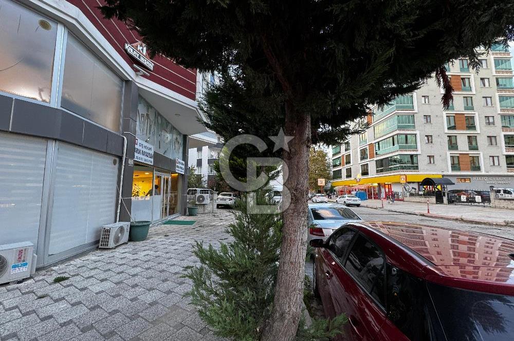 Yenimahalle'de Merkezi Konumda Satılık Dükkan