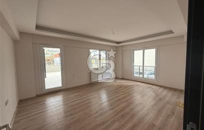 MENEMEN KOYUNDERE’DE TERASLI SİTE İÇİ 3+1 SATILIK ARAKAT DAİRE 