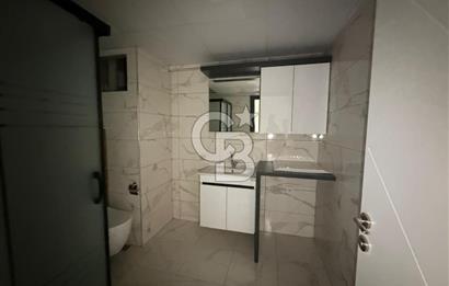 MENEMEN KOYUNDERE’DE TERASLI SİTE İÇİ 3+1 SATILIK ARAKAT DAİRE 