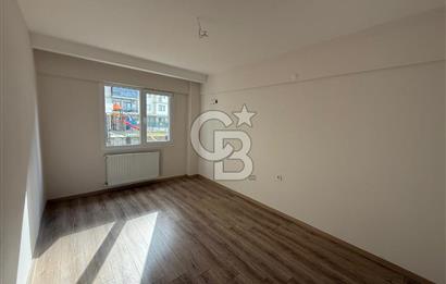 MENEMEN KOYUNDERE’DE TERASLI SİTE İÇİ 3+1 SATILIK ARAKAT DAİRE 