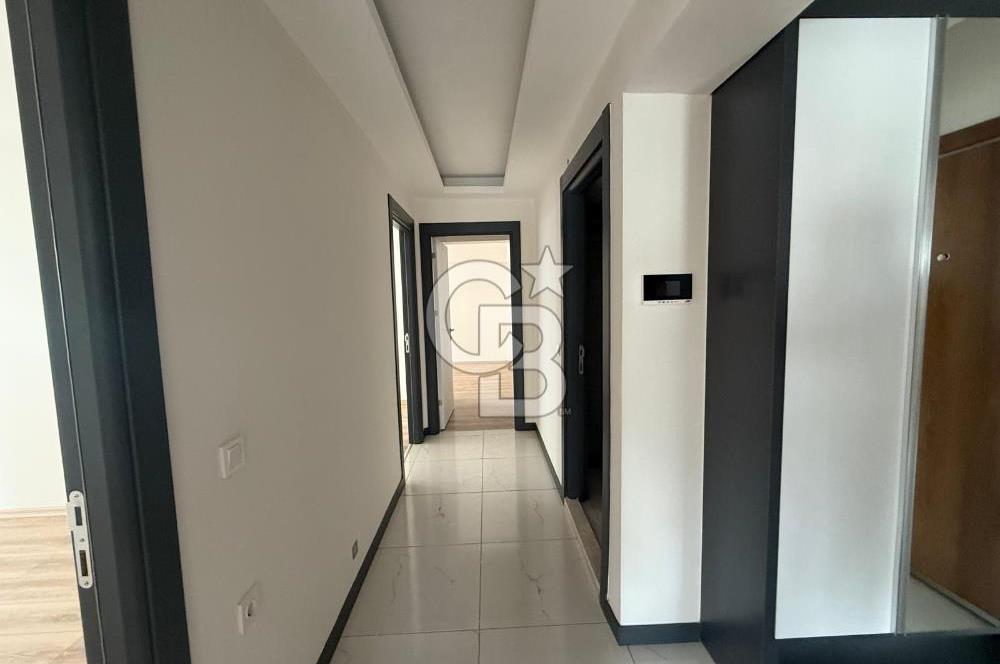 MENEMEN KOYUNDERE’DE TERASLI SİTE İÇİ 3+1 SATILIK ARAKAT DAİRE 