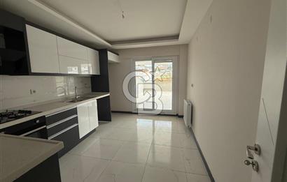 MENEMEN KOYUNDERE’DE TERASLI SİTE İÇİ 3+1 SATILIK ARAKAT DAİRE 