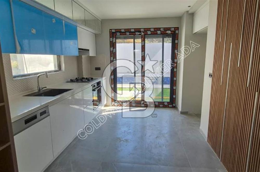 KUŞADASI SOĞUCAK TA SATILIK SIFIR 4+1 ÖZEL HAVUZLU TRİPLEX VİLLA