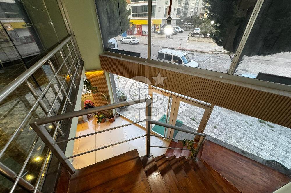 Yenimahalle'de Merkezi Konumda Satılık Dükkan