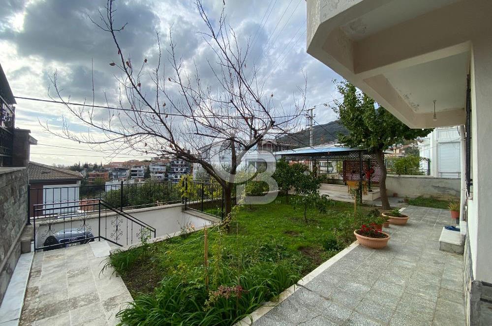 CB KiNG DEN ALTINOLUKDA DENİZ MANZARALI KOMPLE SATILIK 3 KATLI BİNA 