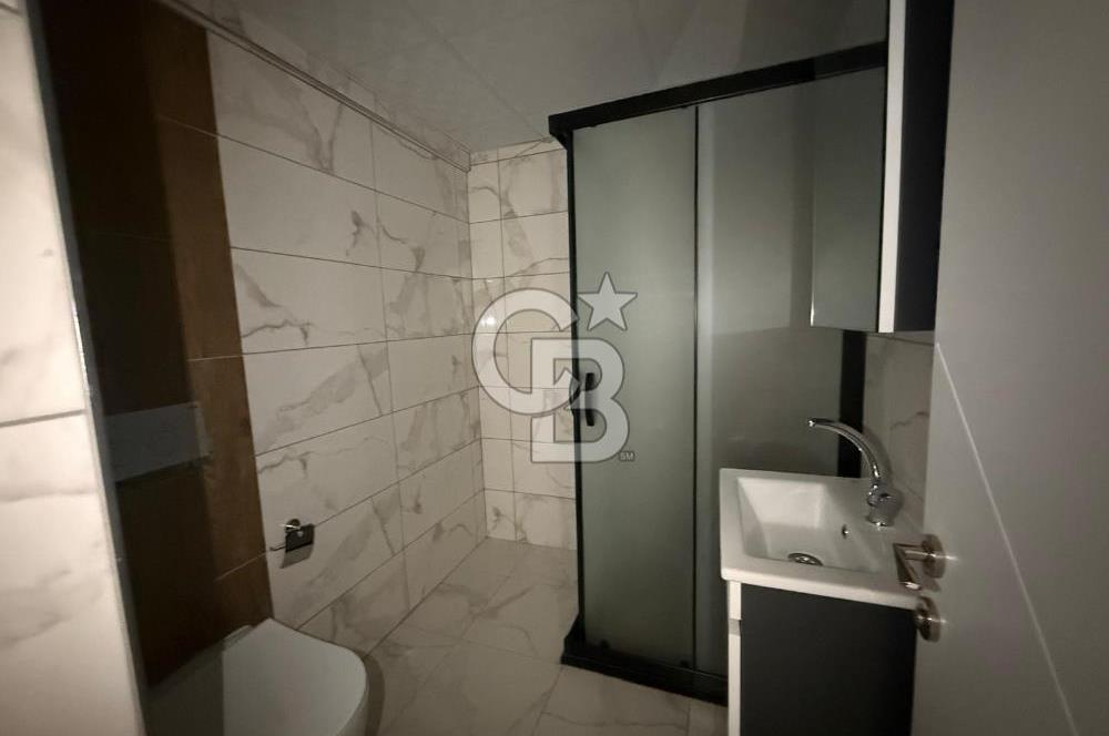 MENEMEN KOYUNDERE’DE TERASLI SİTE İÇİ 3+1 SATILIK ARAKAT DAİRE 