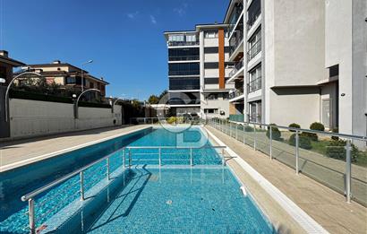 🏡 Seferihisar’ın En Elit Sitesinde 3+1 Havuz Manzaralı Daire 