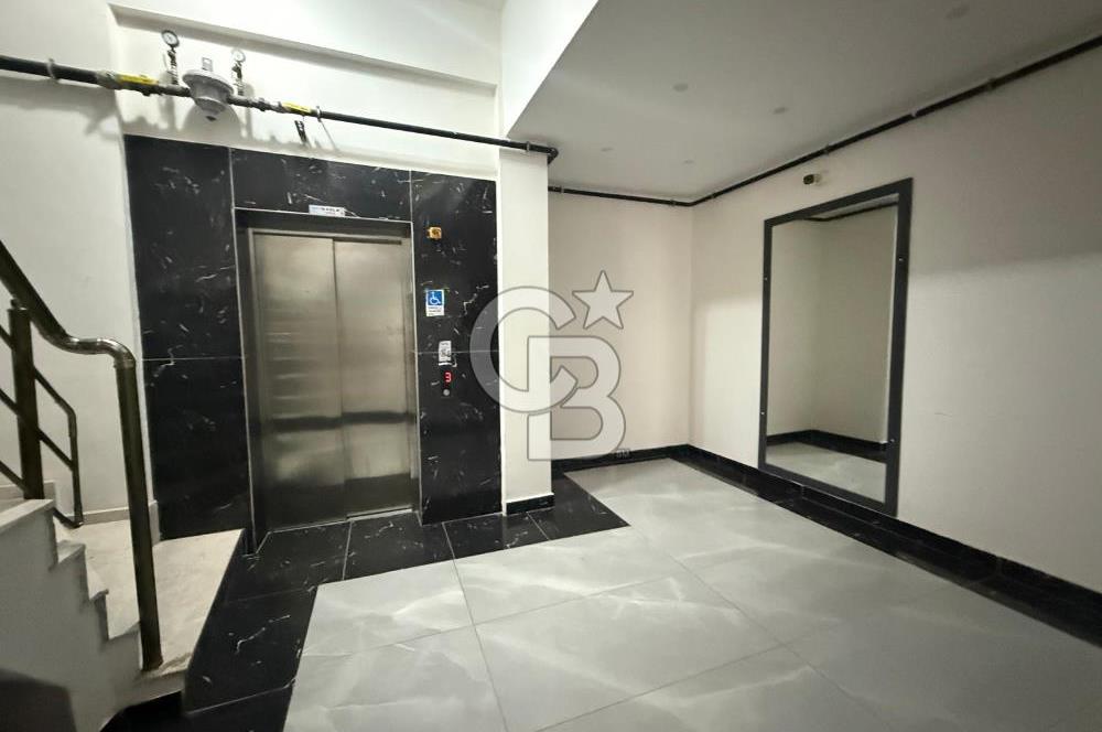 MENEMEN KOYUNDERE’DE TERASLI SİTE İÇİ 3+1 SATILIK ARAKAT DAİRE 