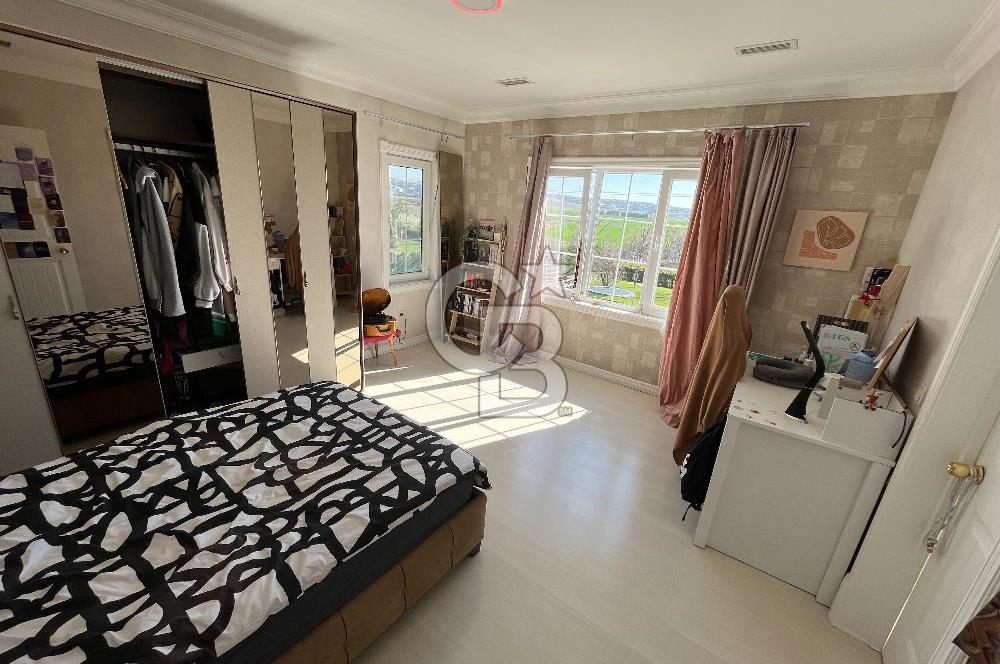 KARAAĞAÇ SUNFLOWER VİLLALARINDA KİRALIK 6+1 VİLLA HAVUZLU