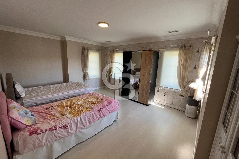 KARAAĞAÇ SUNFLOWER VİLLALARINDA KİRALIK 6+1 VİLLA HAVUZLU