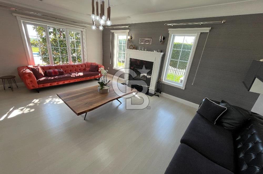 KARAAĞAÇ SUNFLOWER VİLLALARINDA KİRALIK 6+1 VİLLA HAVUZLU