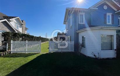 KARAAĞAÇ SUNFLOWER VİLLALARINDA KİRALIK 6+1 VİLLA HAVUZLU