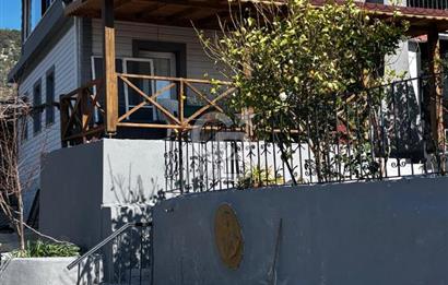 MİLAS MERKEZDE SATILIK 3 KATLI MÜSTAKİL EV