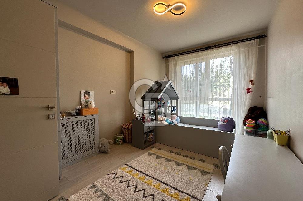 BAHÇEŞEHİR ESTONŞEHİR KORU 4.5+1 SATILIK KÖŞE BAHÇE DUBLEKSİ