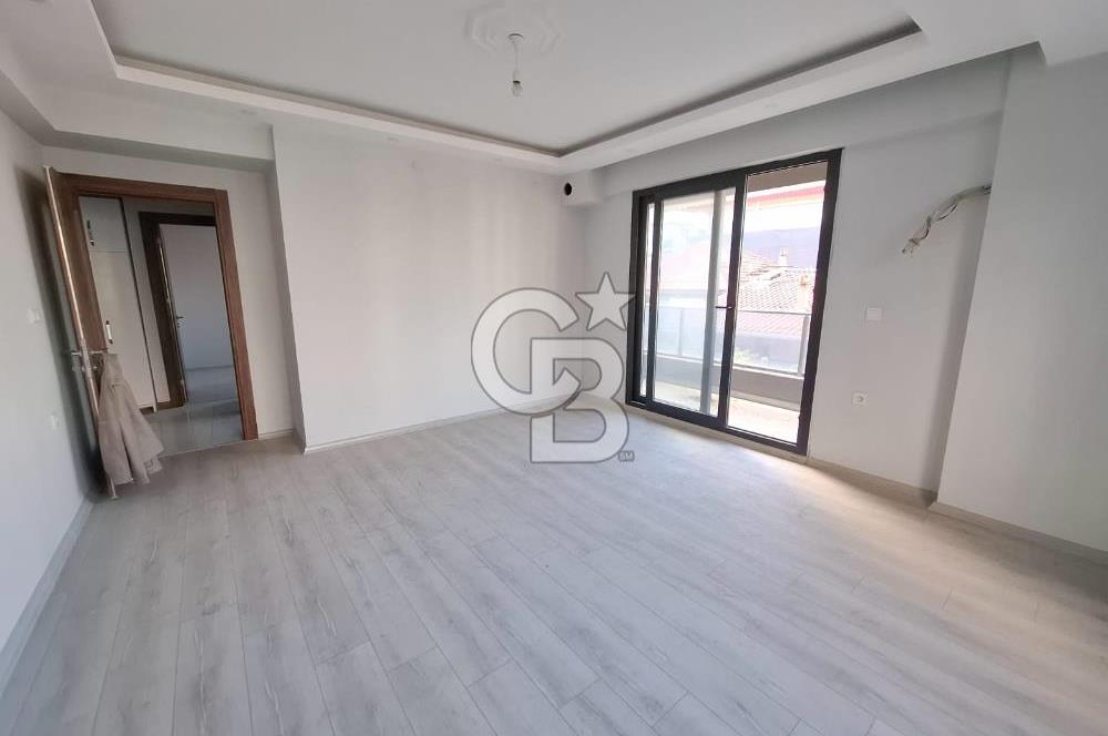 MENEMEN CUMHURİYET MH. DE ÇANAKKALE YOLU KARŞISI 2+1 LÜKS DAİRE