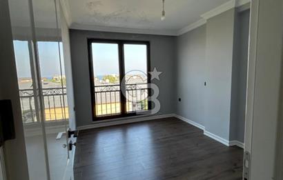 Cumhuriyet Mahallesi’nde  Deniz Manzaralı Lüks Dubleks Daire