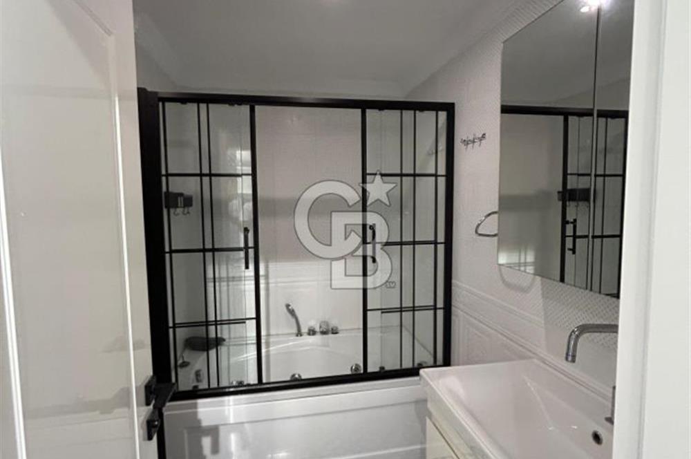 Cumhuriyet Mahallesi’nde  Deniz Manzaralı Lüks Dubleks Daire