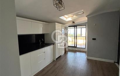 Cumhuriyet Mahallesi’nde  Deniz Manzaralı Lüks Dubleks Daire