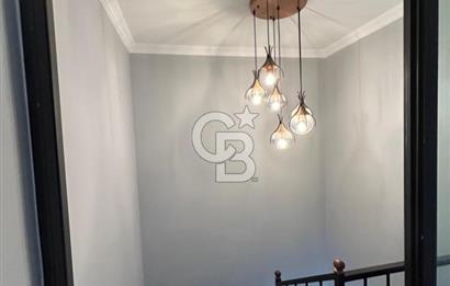 Cumhuriyet Mahallesi’nde  Deniz Manzaralı Lüks Dubleks Daire