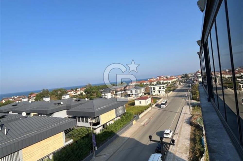 Cumhuriyet Mahallesi’nde  Deniz Manzaralı Lüks Dubleks Daire