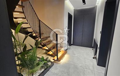 ATLANTİS YANI DIŞ KÖŞE EKSTRA YAPILI 4,5+1 SATILIK VİLLA