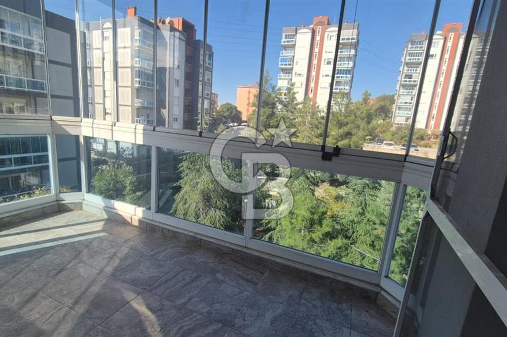 Burak Kul'dan Karşıyaka YÜKSEK VADİ SİTESİ 3+1 Fırsat Daire