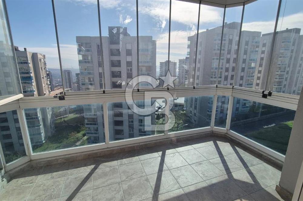 Burak Kul'dan Karşıyaka YÜKSEK VADİ SİTESİ 3+1 Fırsat Daire